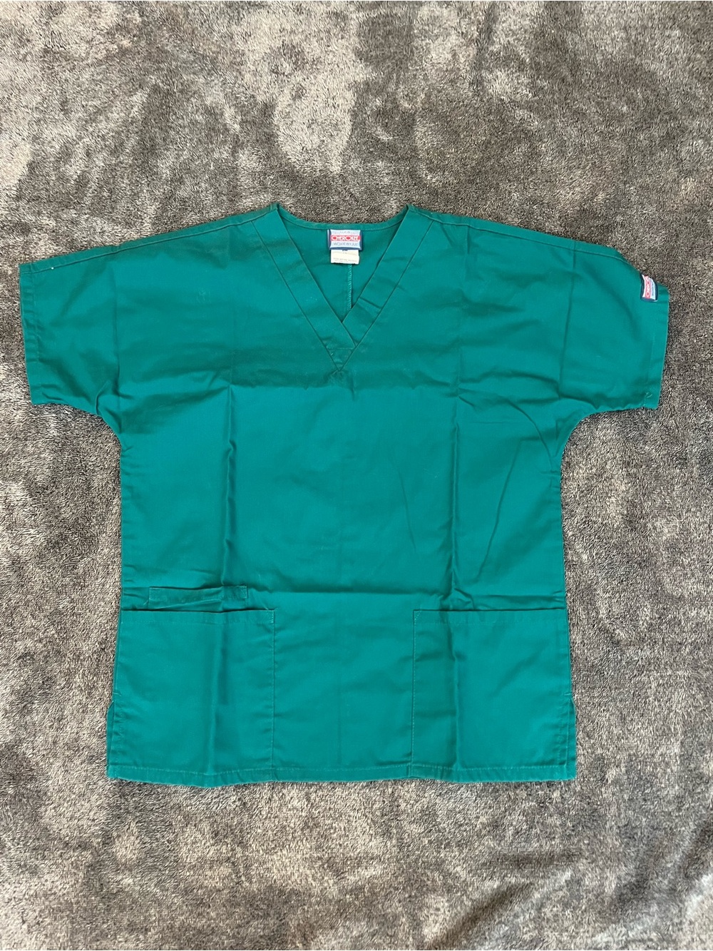 Unisex V-Neck Medical Scrub Top in Hunter Green